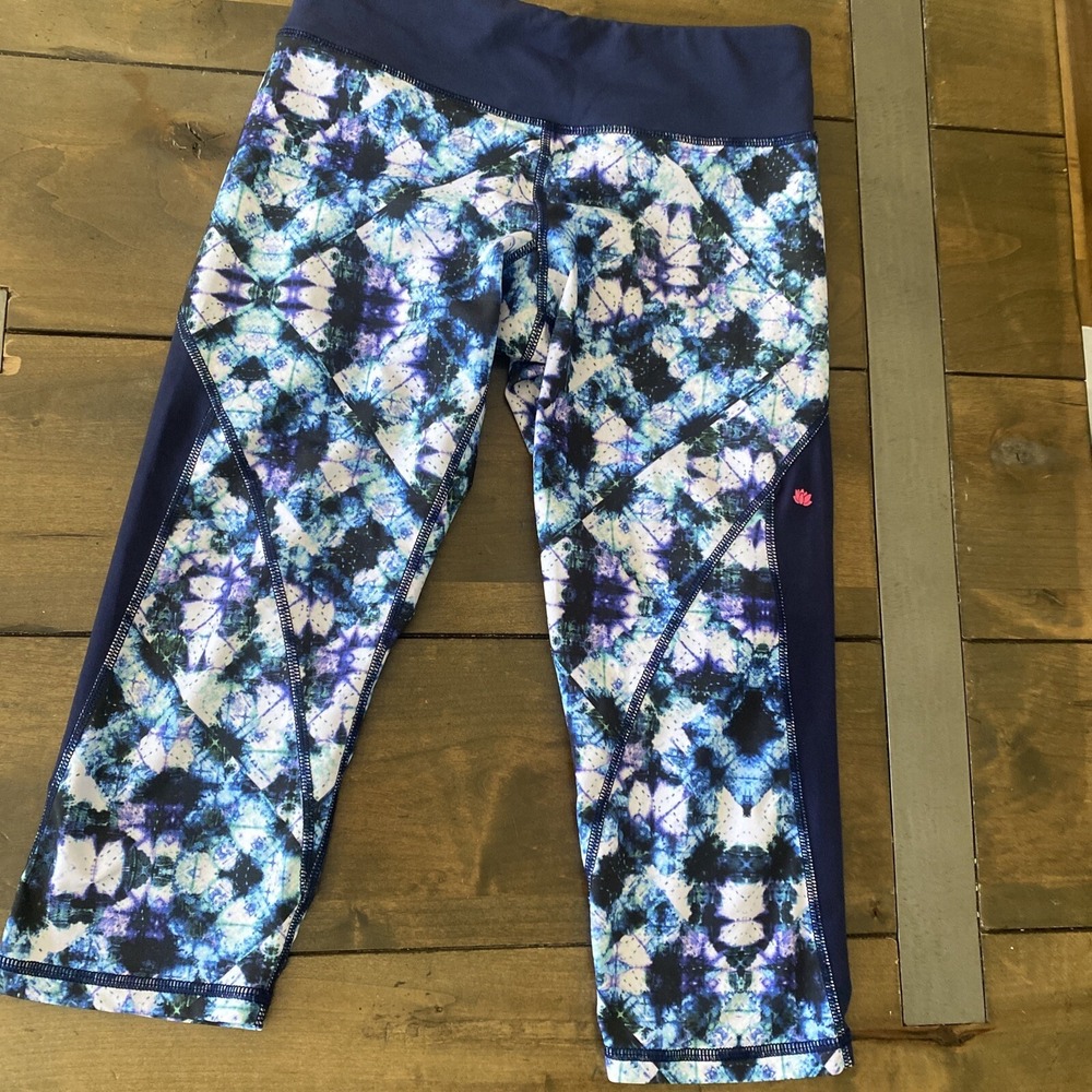 Pink Lotus Tie Dye Crop Leggings Womens XS Blue Purple Yoga Capri Activewear